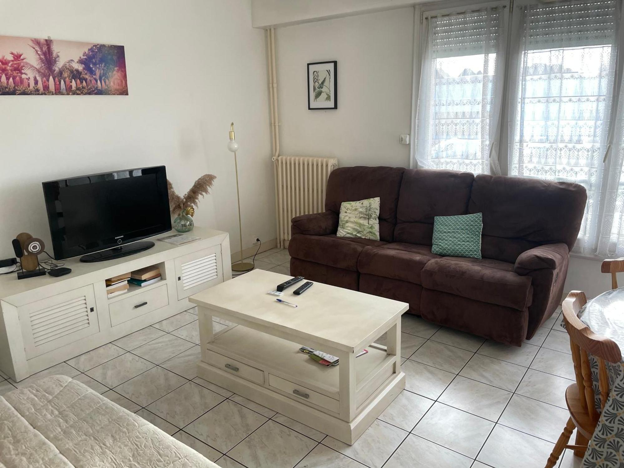 Appartement Spacieux A 2Km Du Circuit, Proche Tram, Circuit A 8 En Tram เลอม็องส์ ภายนอก รูปภาพ